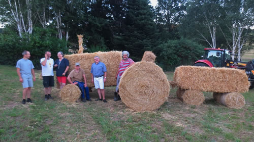 Strohtraktor 2015 Bild 2